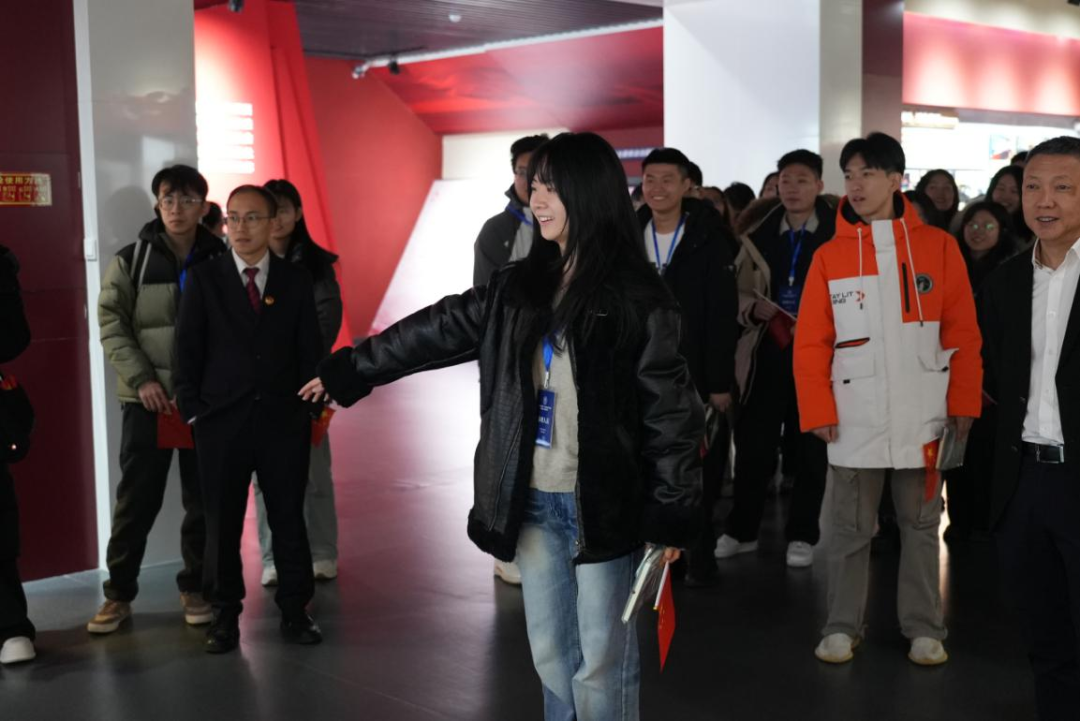 国产偷拍
开展“国家宪法日”检校共建检察开放日活动之一